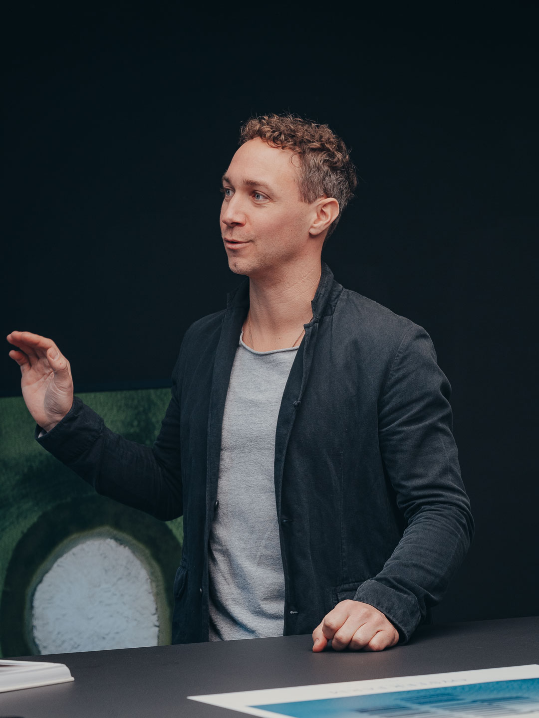 Photographer Tom Hegen experiencing the Touit lenses from Zeiss