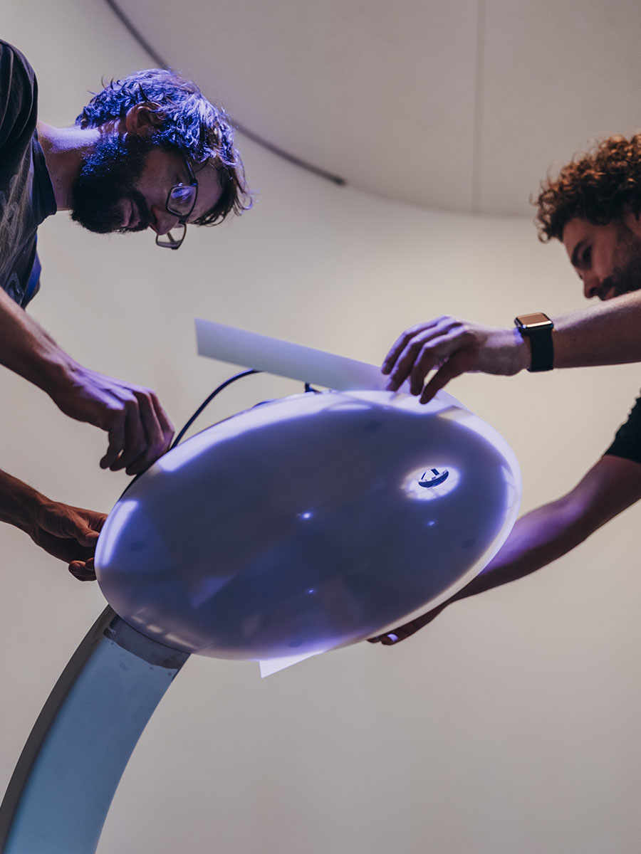 PHOENIX innovative design studio rethink the use of water - Team bilds a prototype for testing