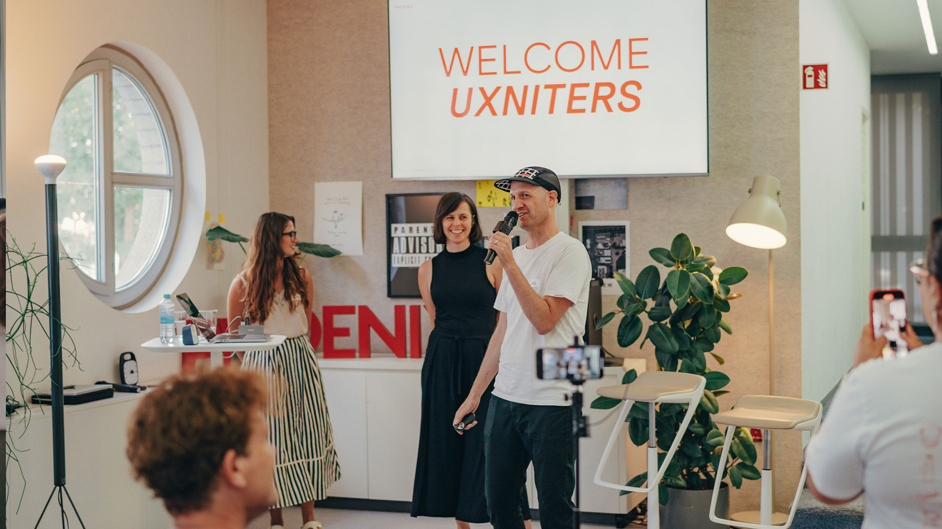 PHOENIX design, innovation studio received UXNITE event