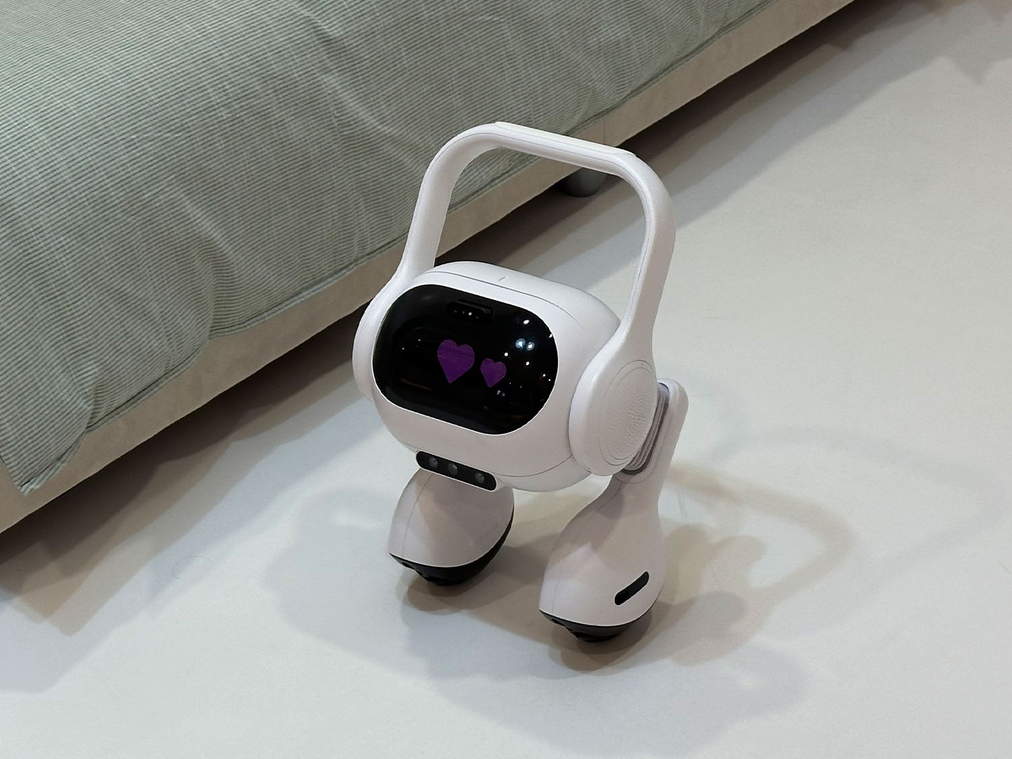 PHOENIX Product Design Studio Shares Key Insights from IFA 2024" – Showcasing PHOENIX's role at IFA 2024, emphasizing their cutting-edge insights into smart home solutions and sustainability in product design.