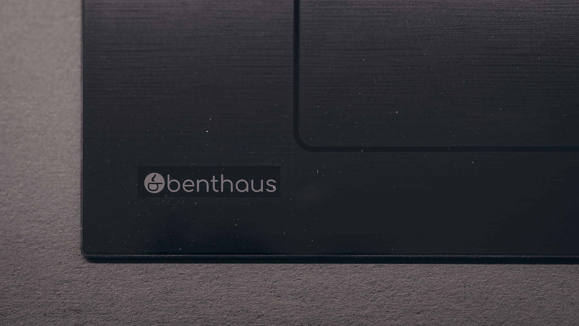 benthaus ß new market brand coorperates with PHOENIX design agency