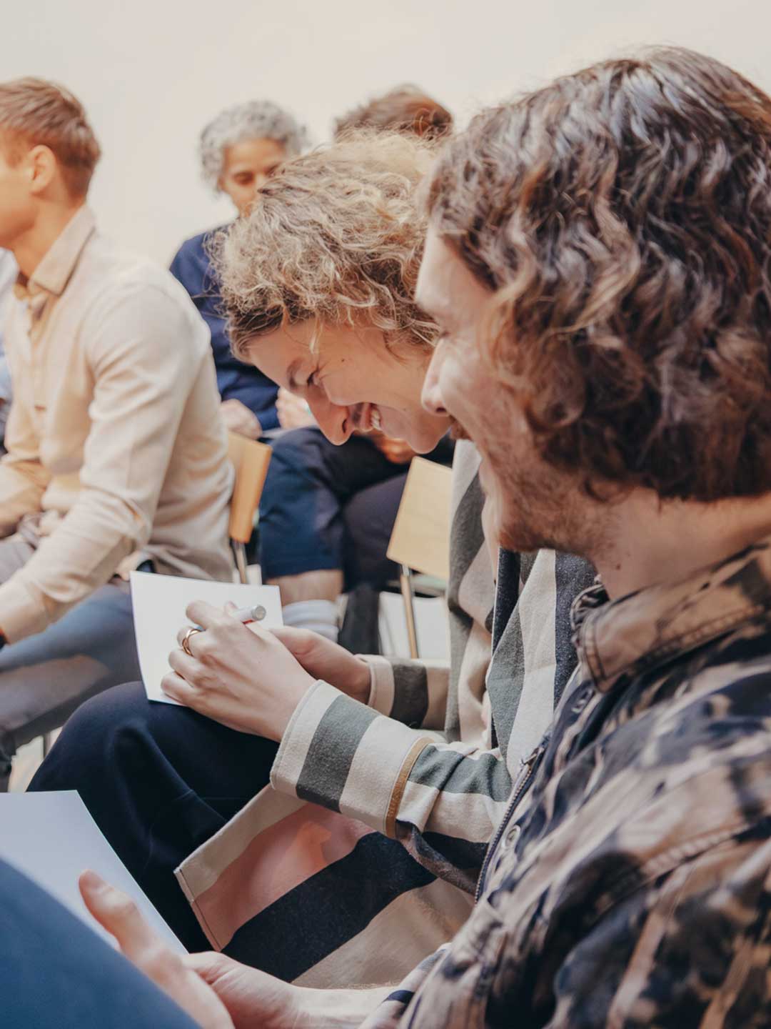 Floria Czak and Nik Volz participating in a workshop led by Frederik Pferdt at PHOENIX design