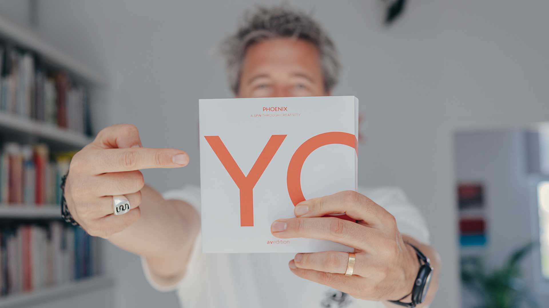 Sven Feustel, presents the yoyo book, first book from PHOENIX, the most awarded innovation design studio in Germany