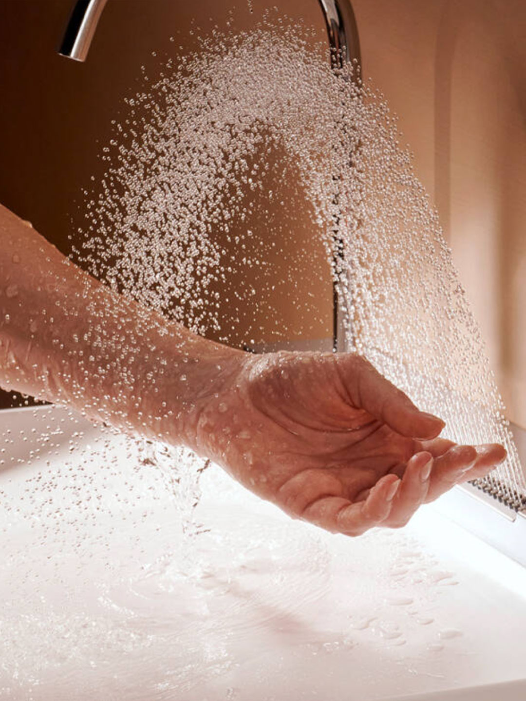 Avalegra merges design and environmental responsibility, offering a long-lasting, resource-conscious solution for the modern bathroom